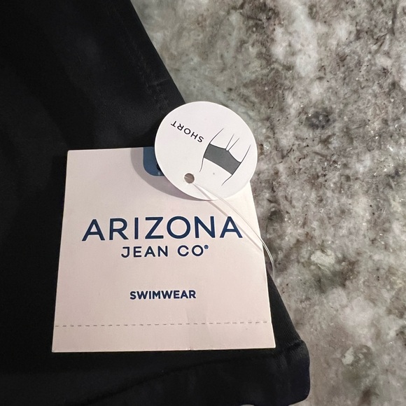 Black swim shorts - Picture 3 of 3